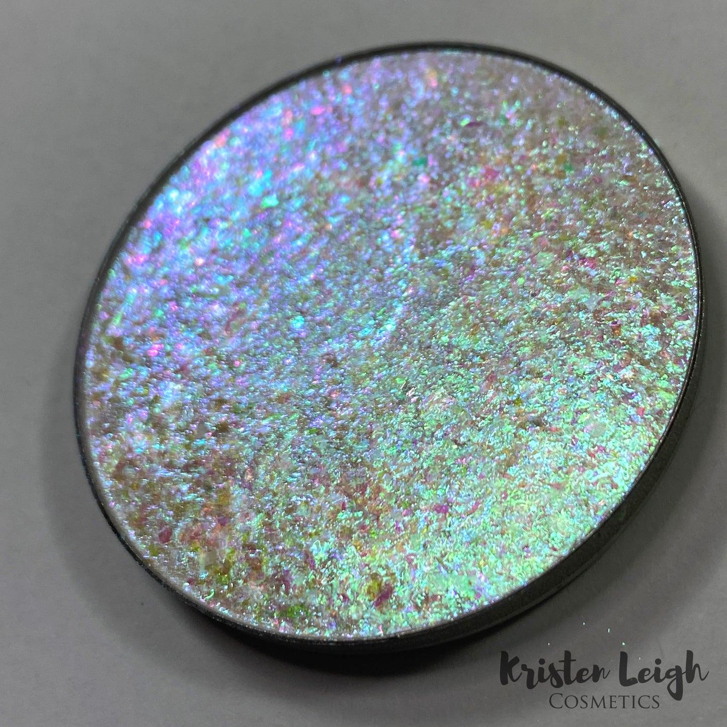 SHENANIGANS ✨ 
Special Edition - Multichrome,Birthday Highlighter / Eyeshadow