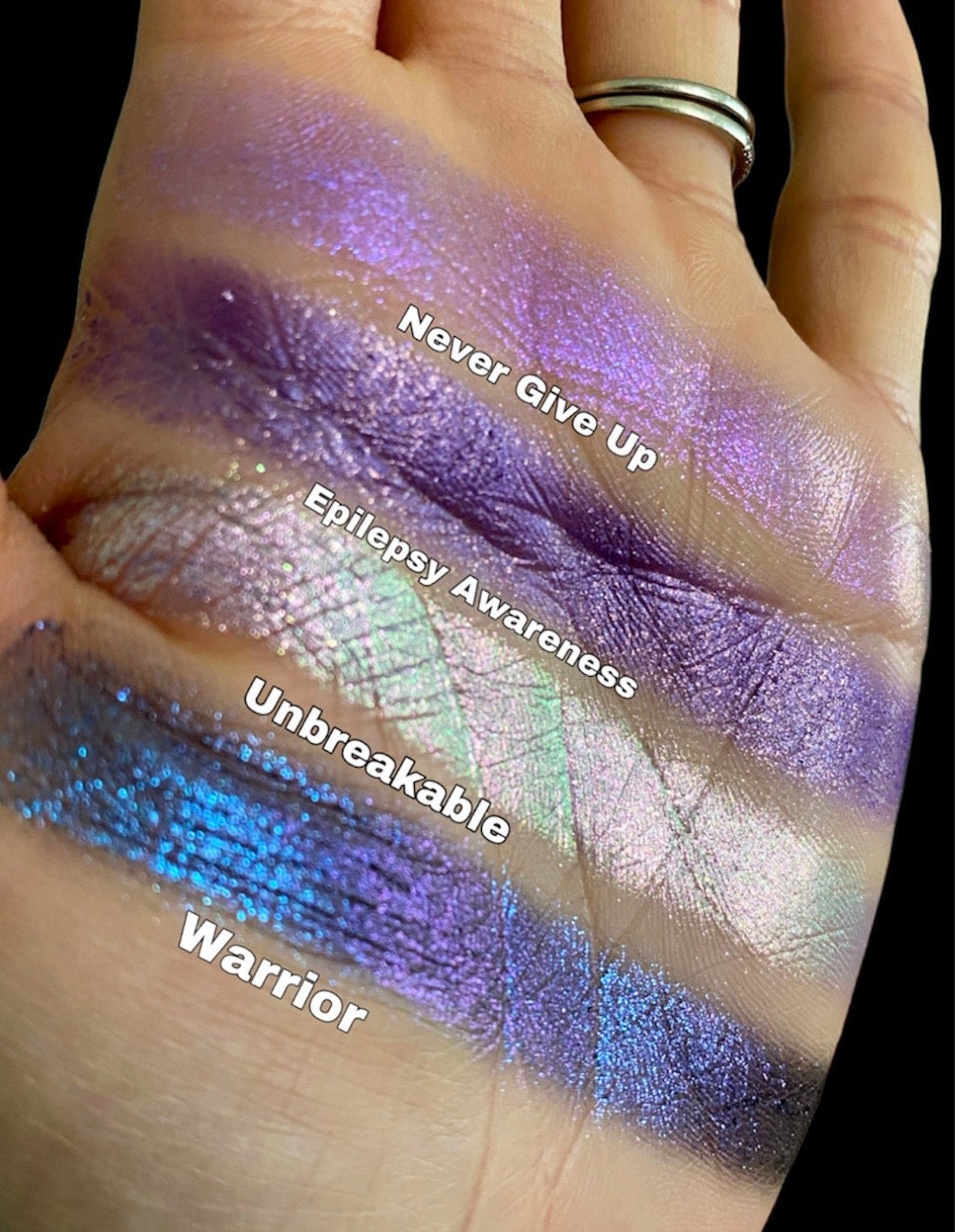 Unbreakable – Multichrome Eyeshadow