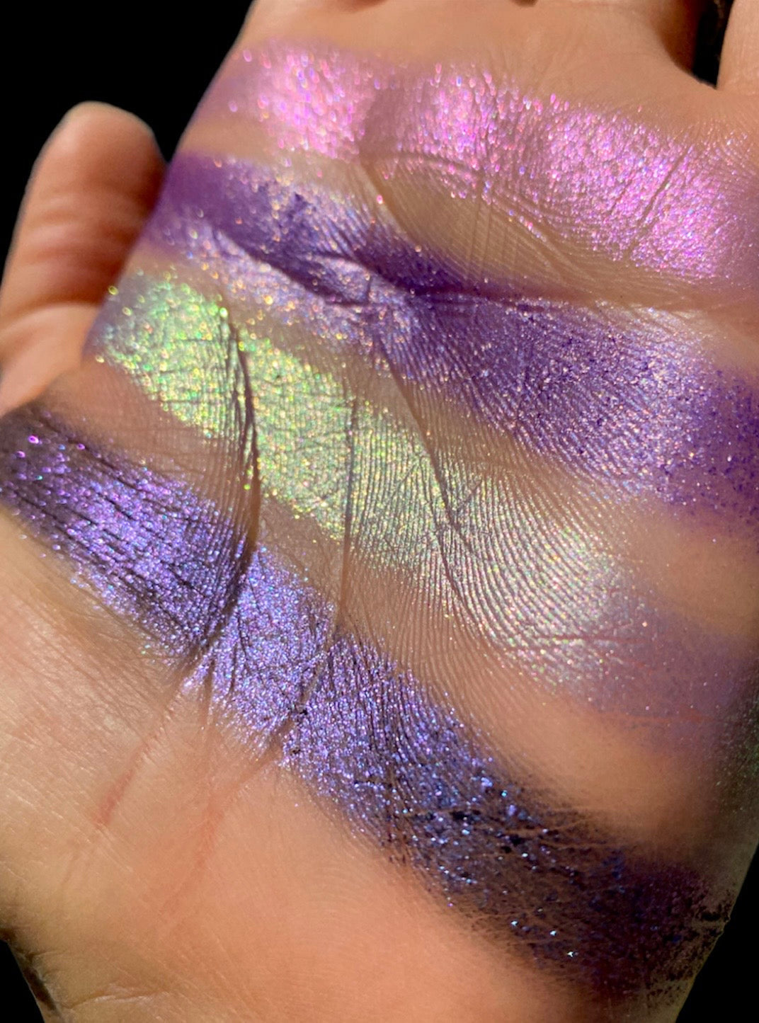 Unbreakable – Multichrome Eyeshadow