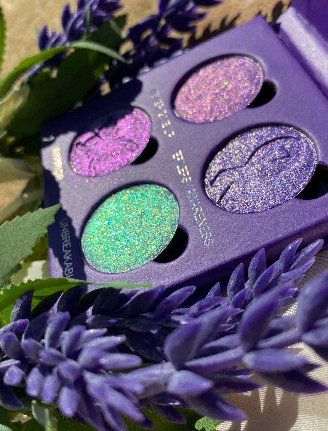 Unbreakable – Multichrome Eyeshadow