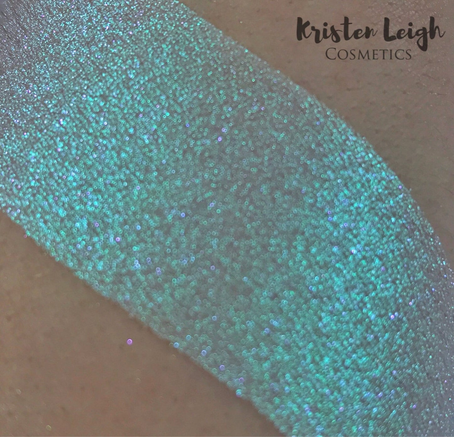 MERMAID FANTASIES - Duochrome Highlighter/ Shadow Topper