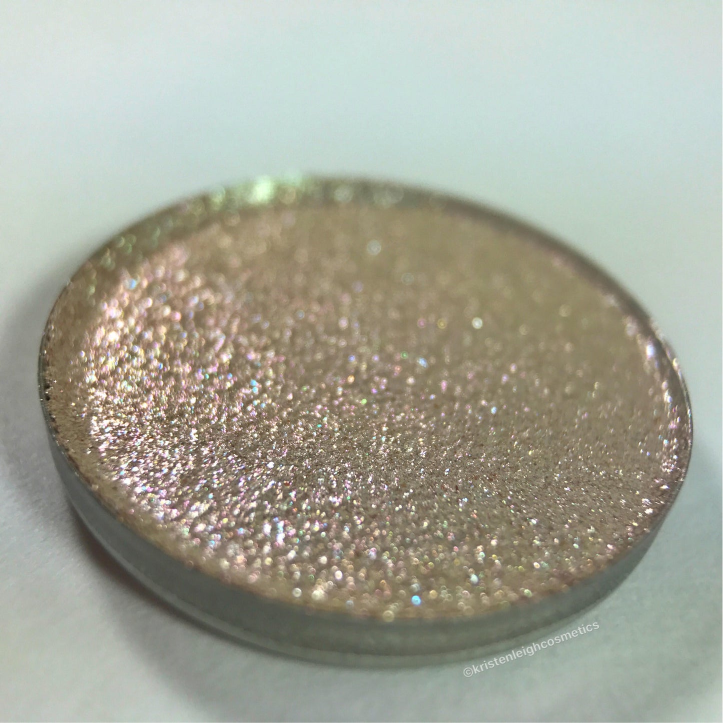 FASCINATION - Multichrome Highlighter/Eyeshadow