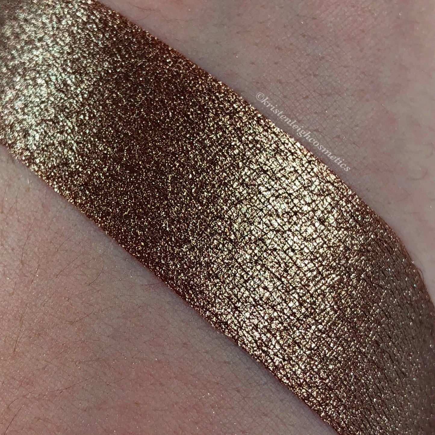 COMFORT ZONE - Foiled Eyeshadow