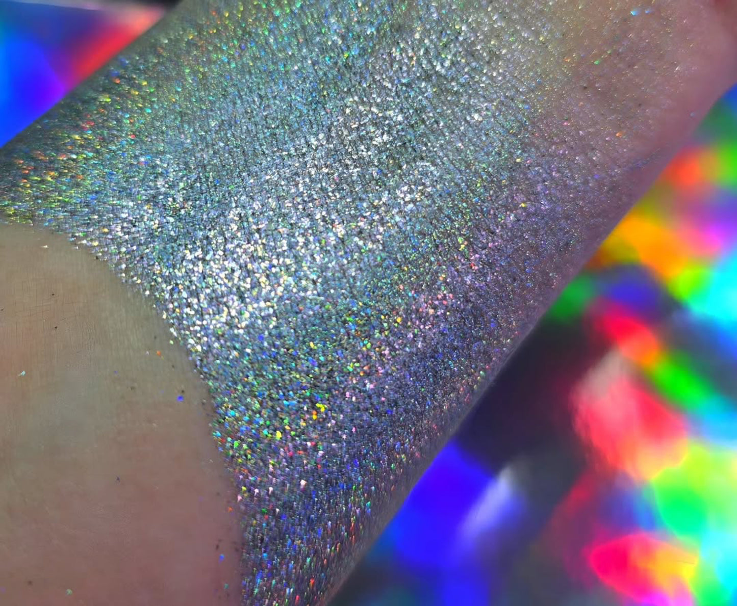 XTRA TERRESTRIAL 2.0 Holographic Eyeshadow